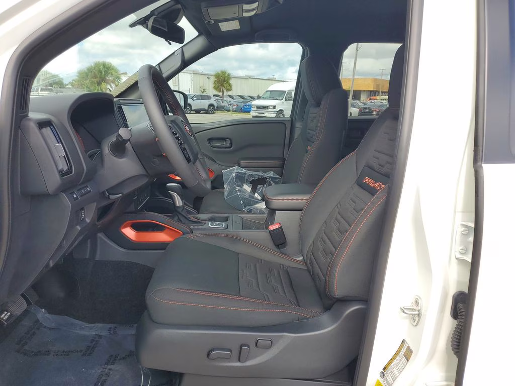 2026 Glacier White Nissan Frontier PRO-4X 4X4 Truck