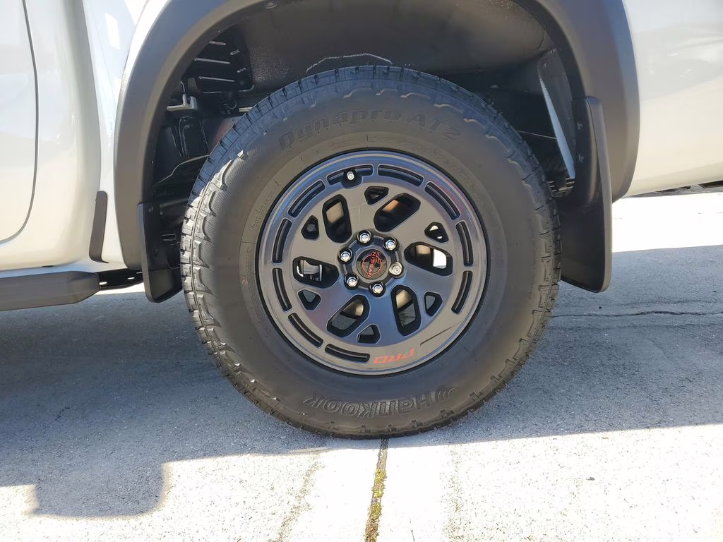 2026 Glacier White Nissan Frontier PRO-4X 4X4 Truck