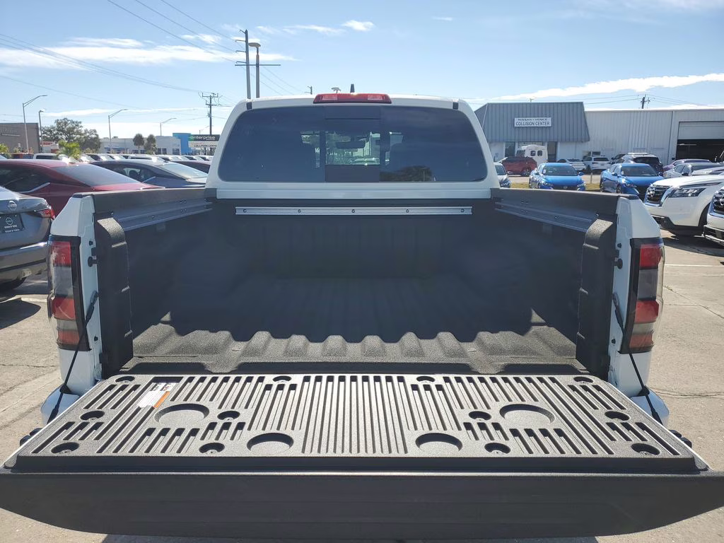 2026 Glacier White Nissan Frontier PRO-4X 4X4 Truck