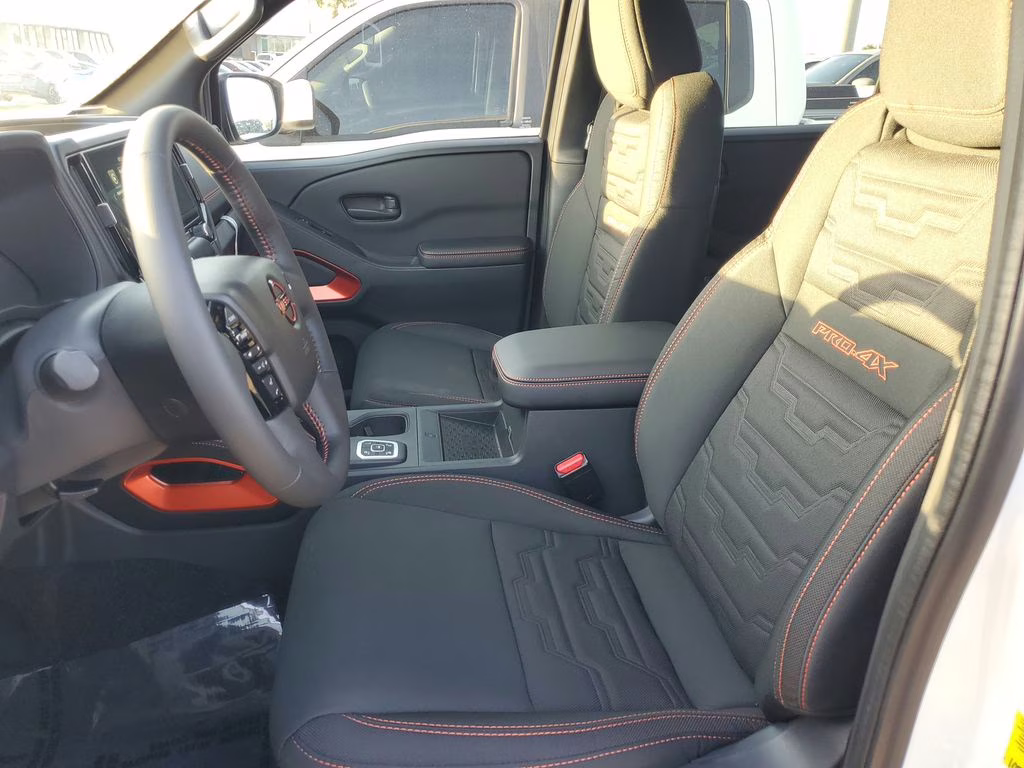 2026 Glacier White Nissan Frontier PRO-4X 4X4 Truck