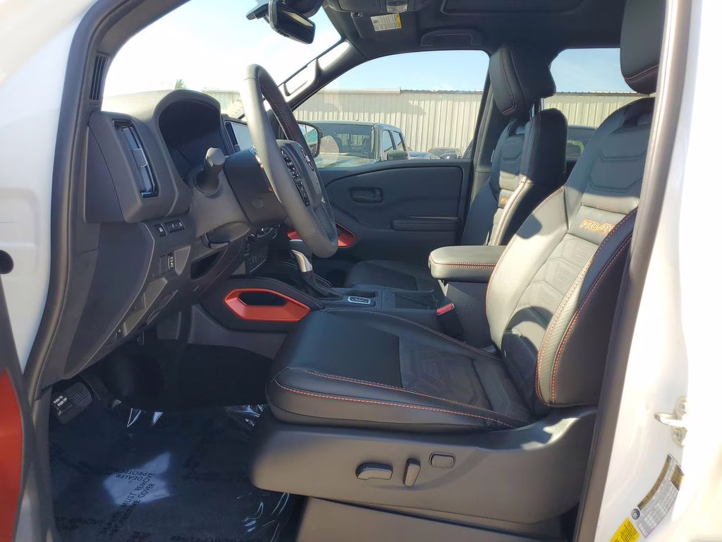 2026 Glacier White Nissan Frontier PRO-4X 4X4 Truck