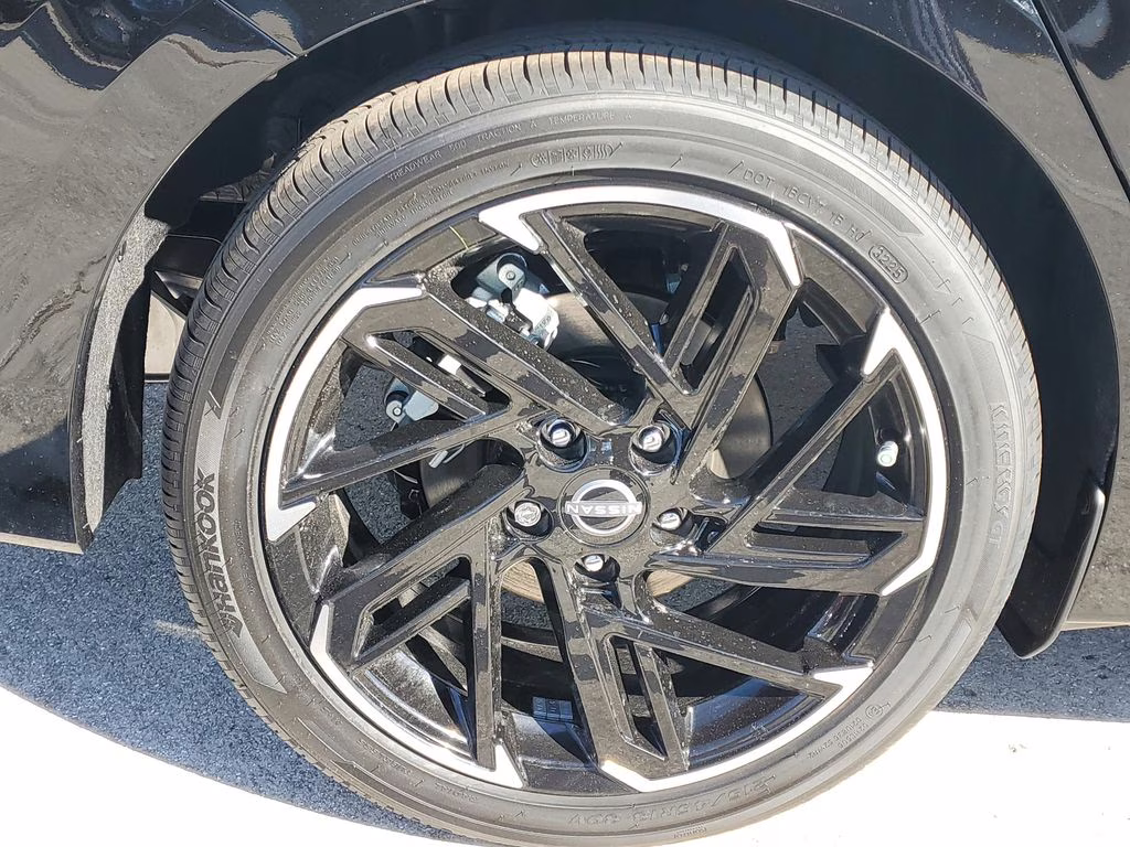 2026 Super Black Nissan Sentra SR FWD Sedan
