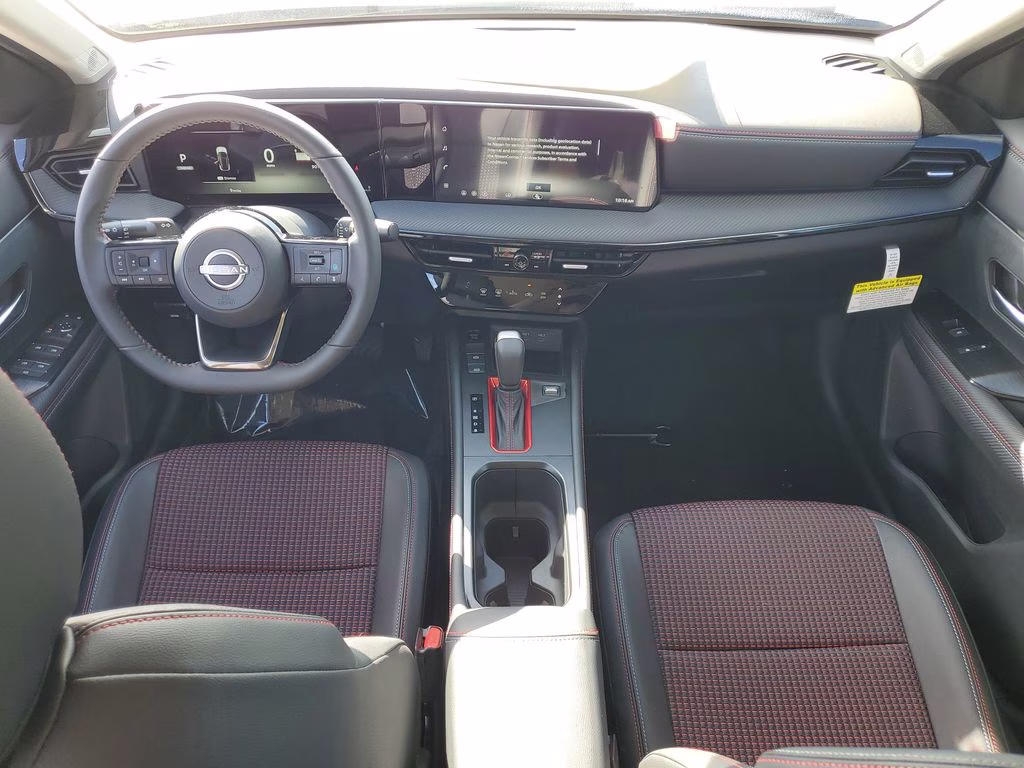 2026 Aspen White Tricoat Nissan Kicks SR FWD SUV