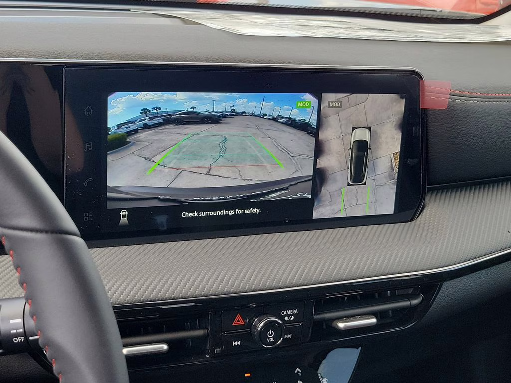 2026 Canyon Bronze Metallic Nissan Kicks SR FWD SUV