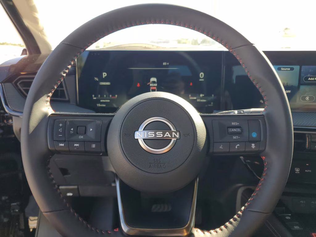 2025 Super Black Nissan Kicks SR FWD SUV