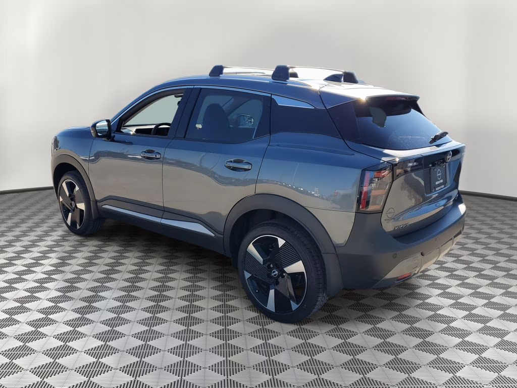 2026 Gun Metallic Nissan Kicks SR FWD SUV