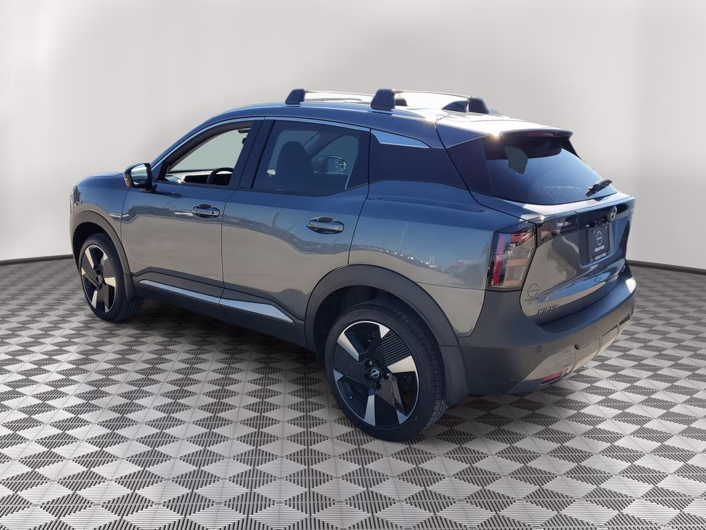 2026 Gun Metallic Nissan Kicks SR FWD SUV