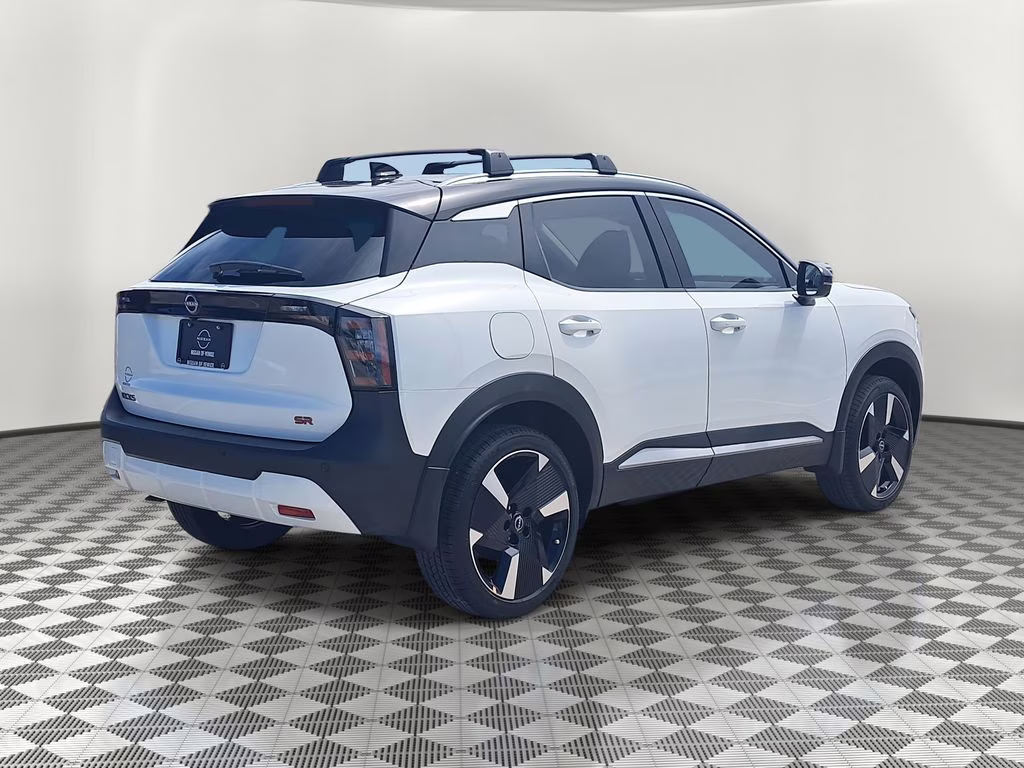 2026 Aspen White/Super Black Nissan Kicks SR FWD SUV