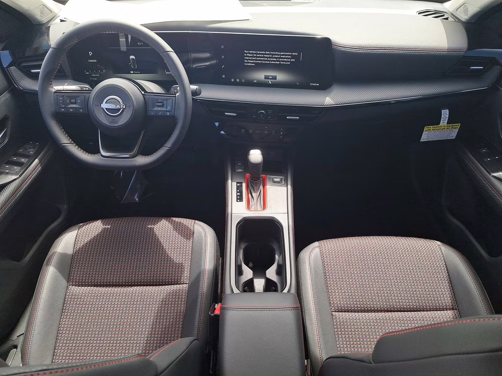 2026 Aspen White/Super Black Nissan Kicks SR FWD SUV