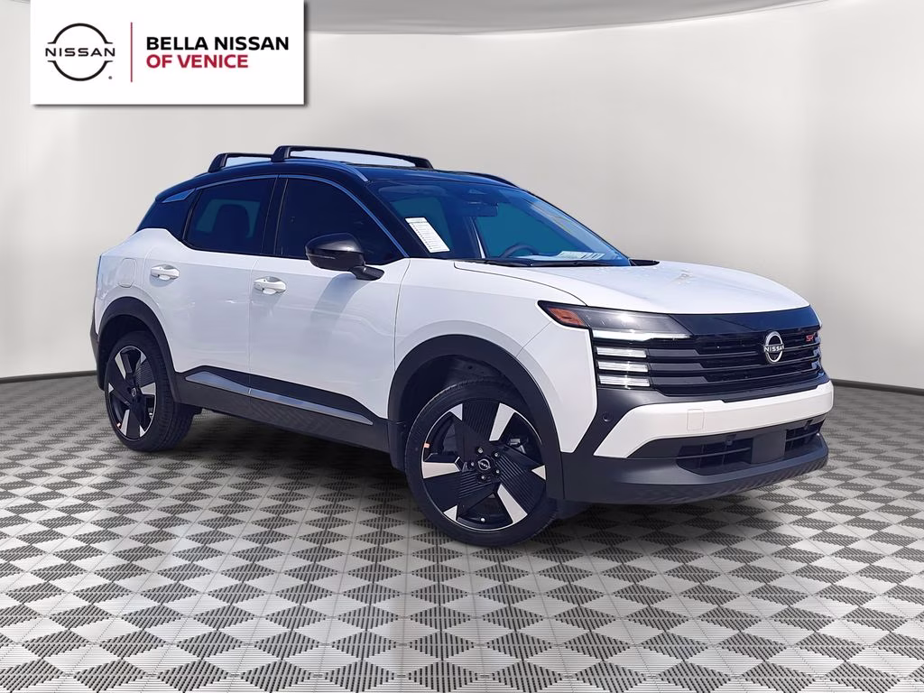 2026 Aspen White/Super Black Nissan Kicks SR FWD SUV