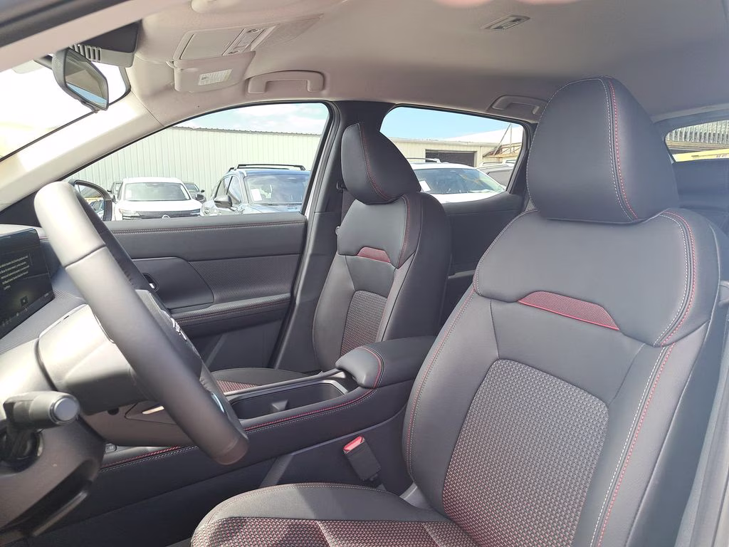 2026 Aspen White/Super Black Nissan Kicks SR FWD SUV