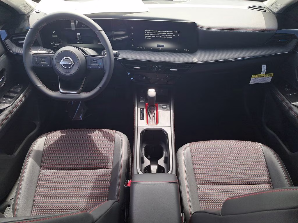 2026 Aspen White/Super Black Nissan Kicks SR FWD SUV