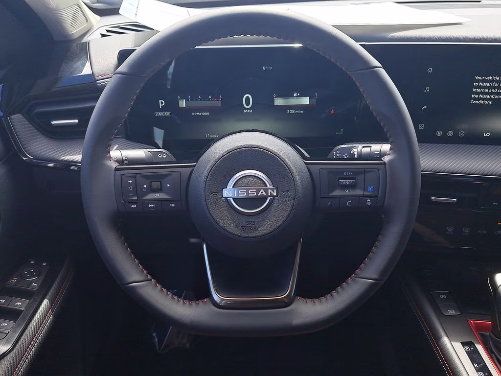 2026 Aspen White/Super Black Nissan Kicks SR FWD SUV