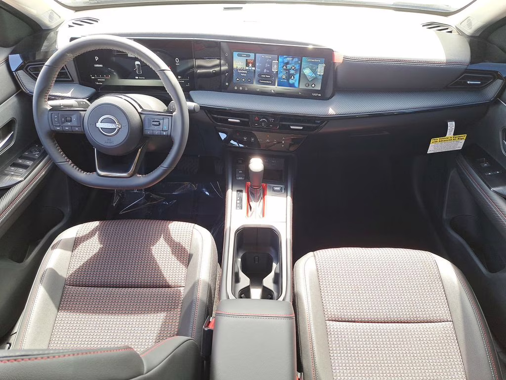 2026 Gun Metallic/Super Black Nissan Kicks SR FWD SUV