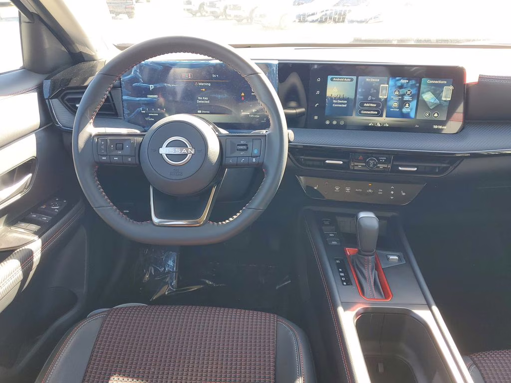 2026 Aspen White/Super Black Nissan Kicks SR FWD SUV