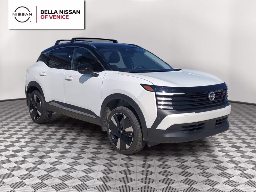 2026 Aspen White/Super Black Nissan Kicks SR FWD SUV