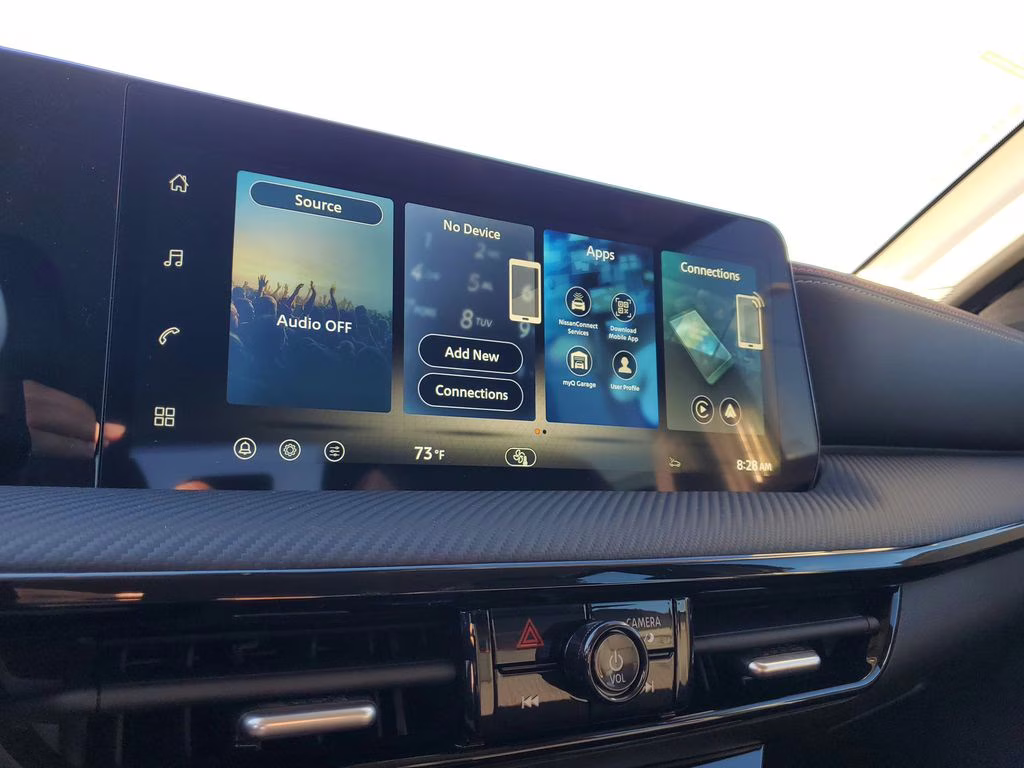 2026 Canyon Bronze Metallic Nissan Kicks SR FWD SUV