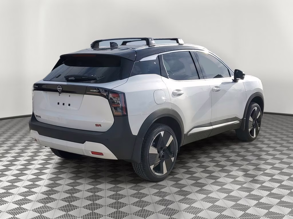 2026 Aspen White/Super Black Nissan Kicks SR FWD SUV
