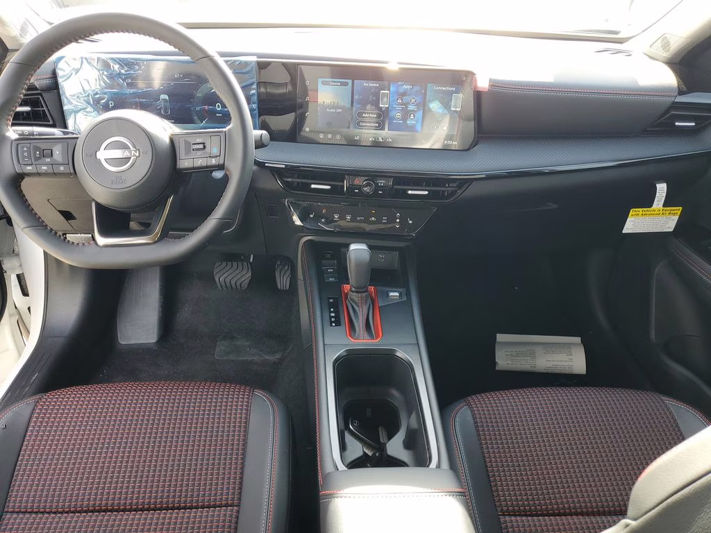 2026 Aspen White/Super Black Nissan Kicks SR FWD SUV