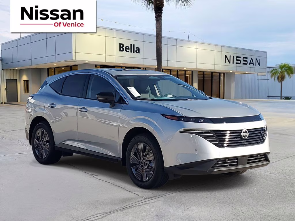 2025 Brilliant Silver Metallic Nissan Murano SL AWD SUV