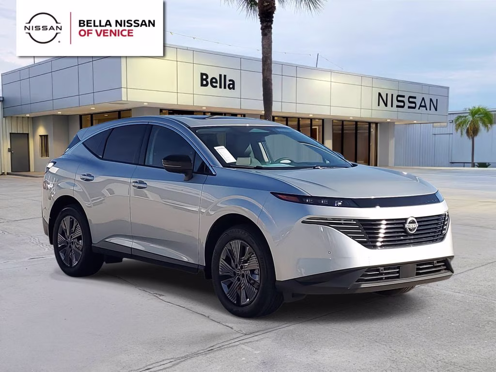 2025 Brilliant Silver Metallic Nissan Murano SL AWD SUV