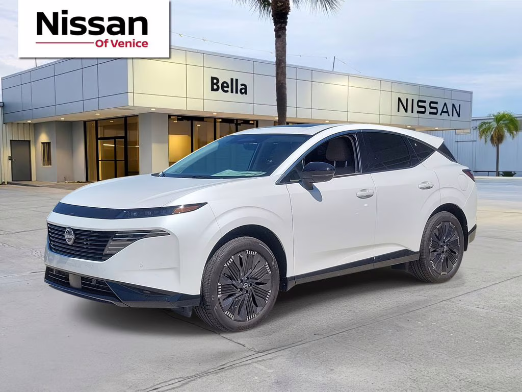 2026 Everest White Pearl Tricoat Nissan Murano Platinum AWD SUV