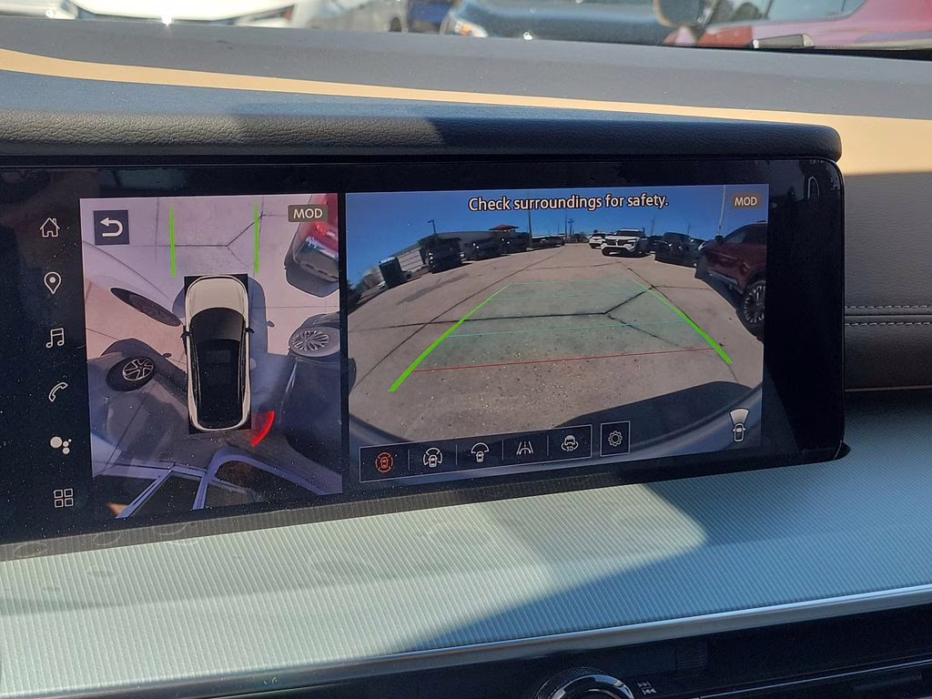 2026 Everest White Pearl Tricoat Nissan Murano Platinum AWD SUV