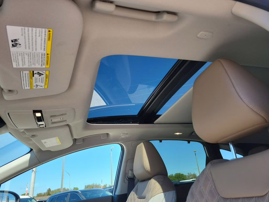 2026 Everest White Pearl Tricoat Nissan Murano Platinum AWD SUV