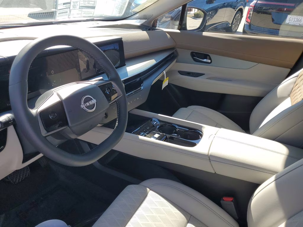 2026 Scarlet Ember/Super Black Nissan Murano Platinum AWD SUV