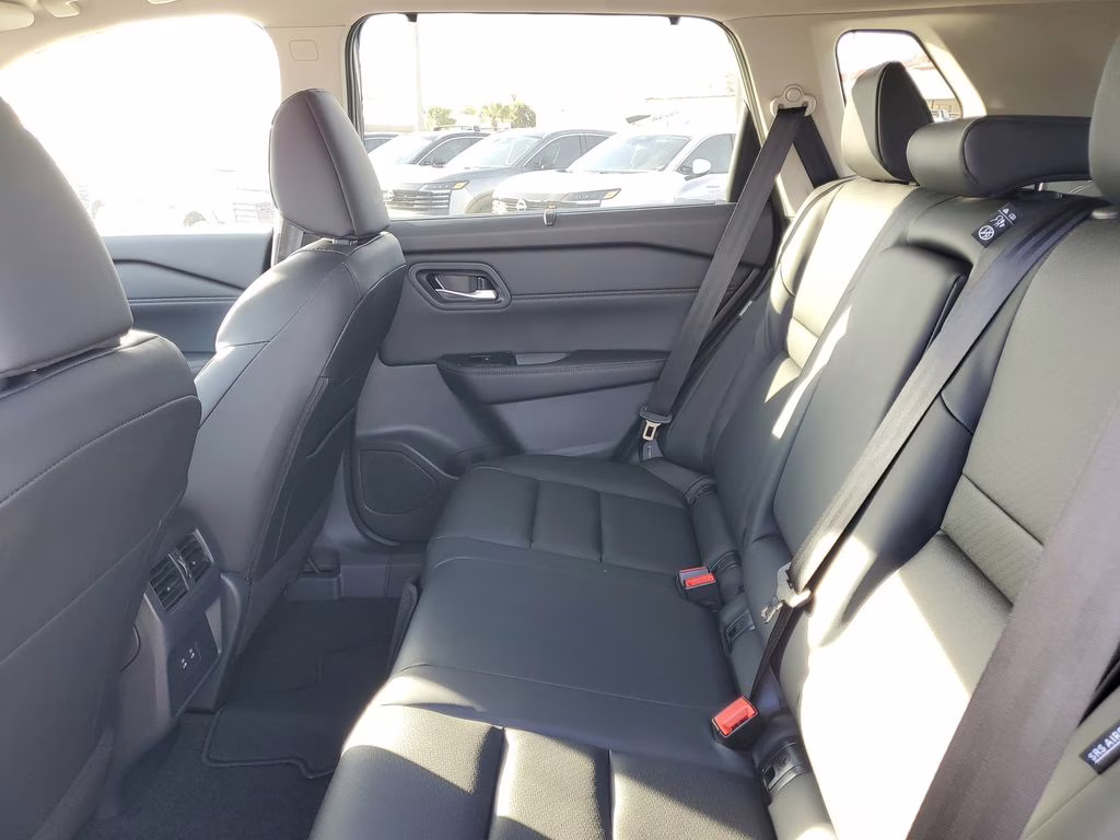 2026 Boulder Gray Pearl Nissan Rogue SV FWD SUV