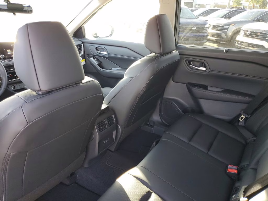 2026 Boulder Gray Pearl Nissan Rogue SV FWD SUV