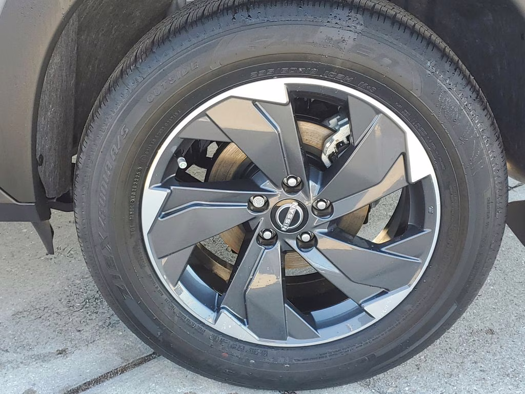 2026 Boulder Gray Pearl Nissan Rogue SV FWD SUV