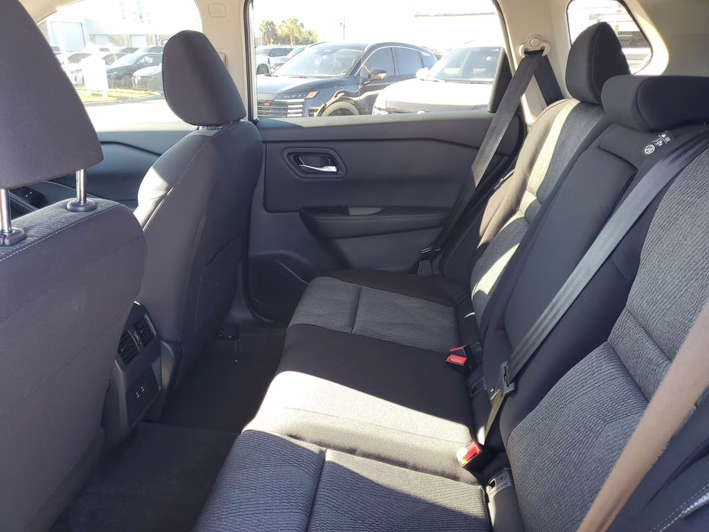 2026 Everest White Pearl Tricoat Nissan Rogue SV FWD SUV