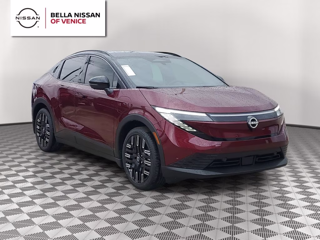 2026 Coulis Red Metallic/Black Nissan LEAF PLATINUM+ FWD SUV