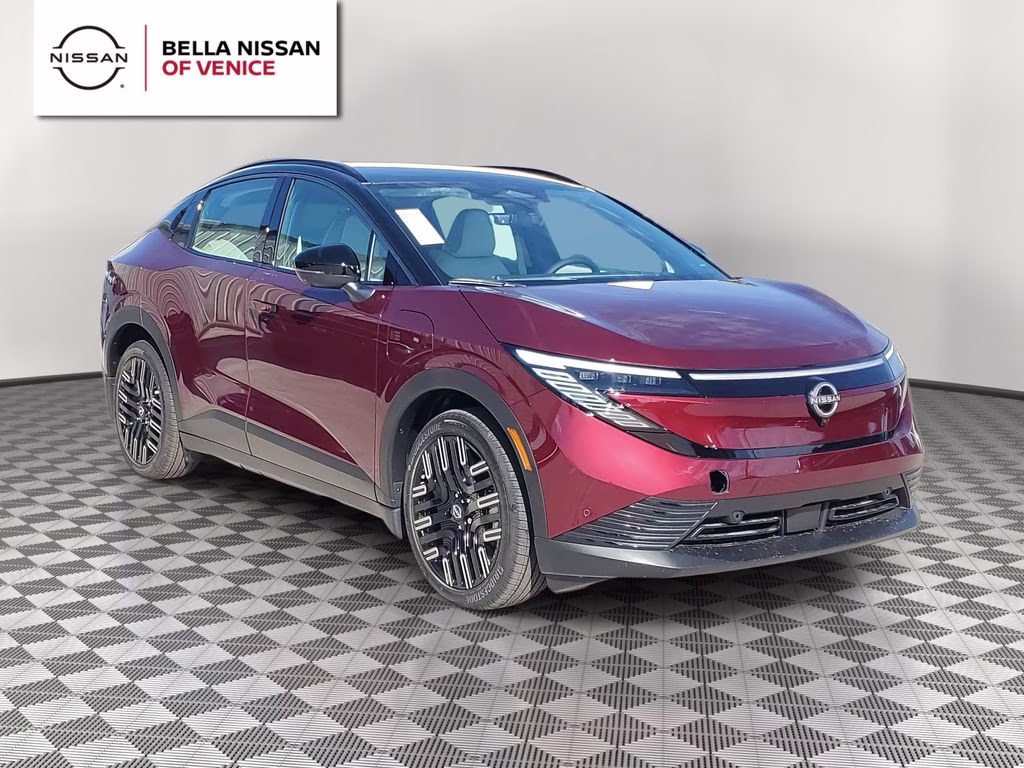2026 Coulis Red Metallic/Black Nissan LEAF PLATINUM+ FWD SUV