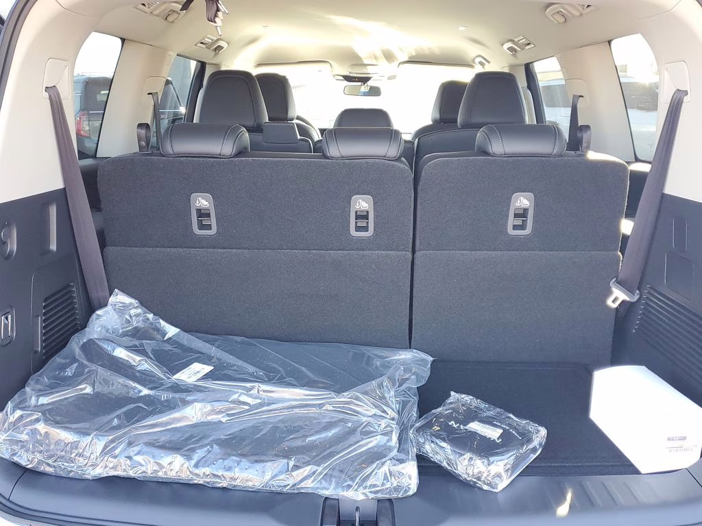 2026 Aspen White Tricoat Nissan Armada SV RWD SUV