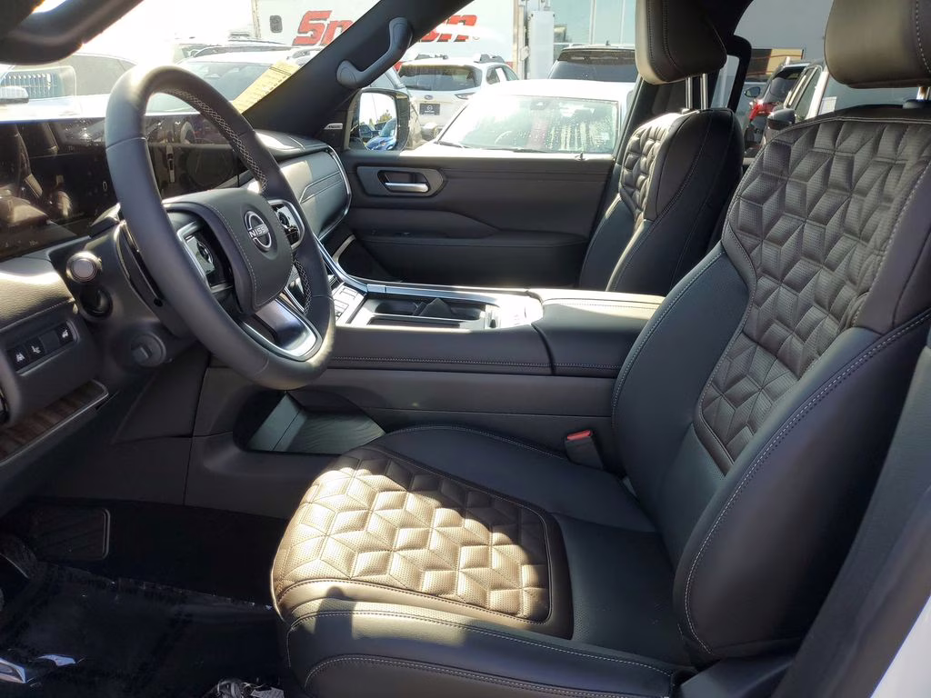 2026 Everest White Pearl Tricoat Nissan Armada Platinum Reserve 4X4 SUV