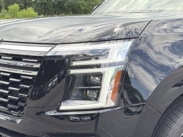 2026 Super Black Nissan Armada Platinum Reserve 4X4 SUV