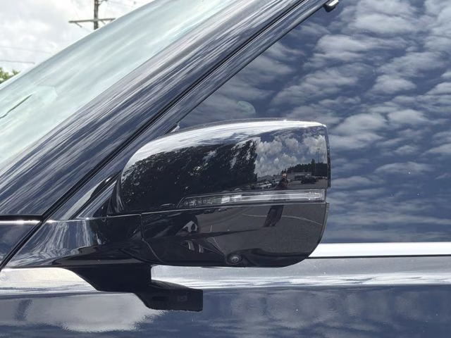 2026 Super Black Nissan Armada Platinum Reserve 4X4 SUV