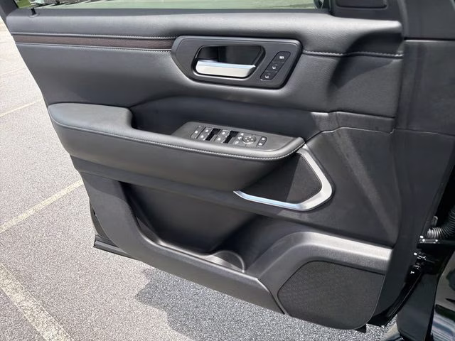2026 Super Black Nissan Armada Platinum Reserve 4X4 SUV
