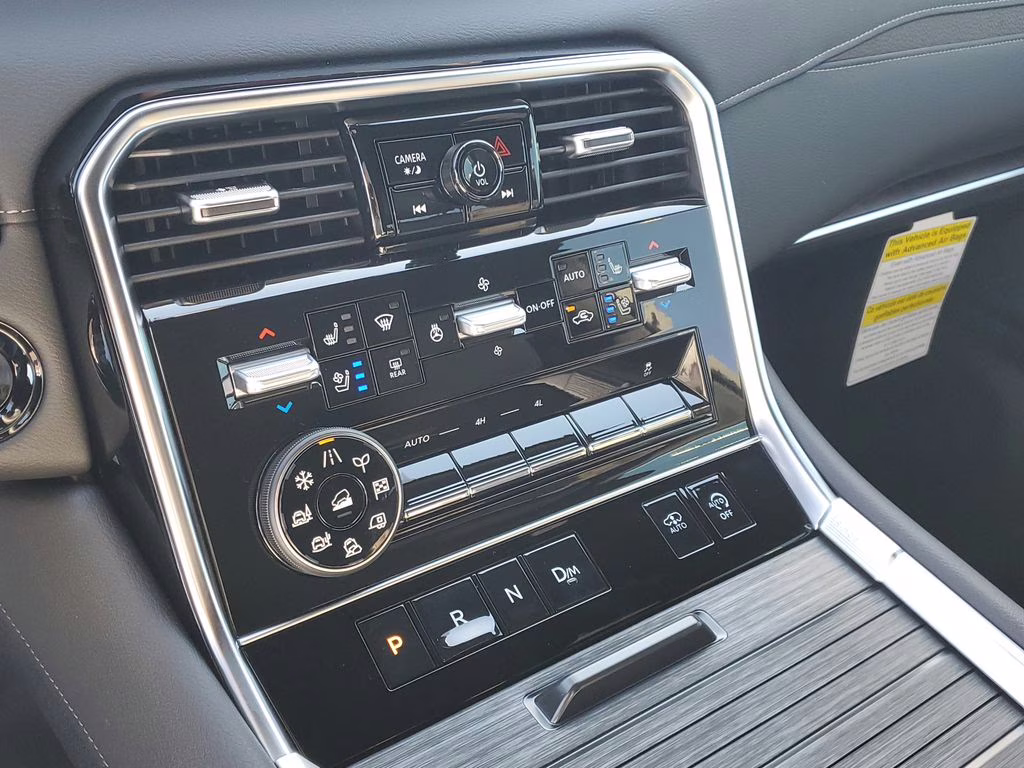 2026 Everest White Pearl Tricoat Nissan Armada Platinum Reserve 4X4 SUV