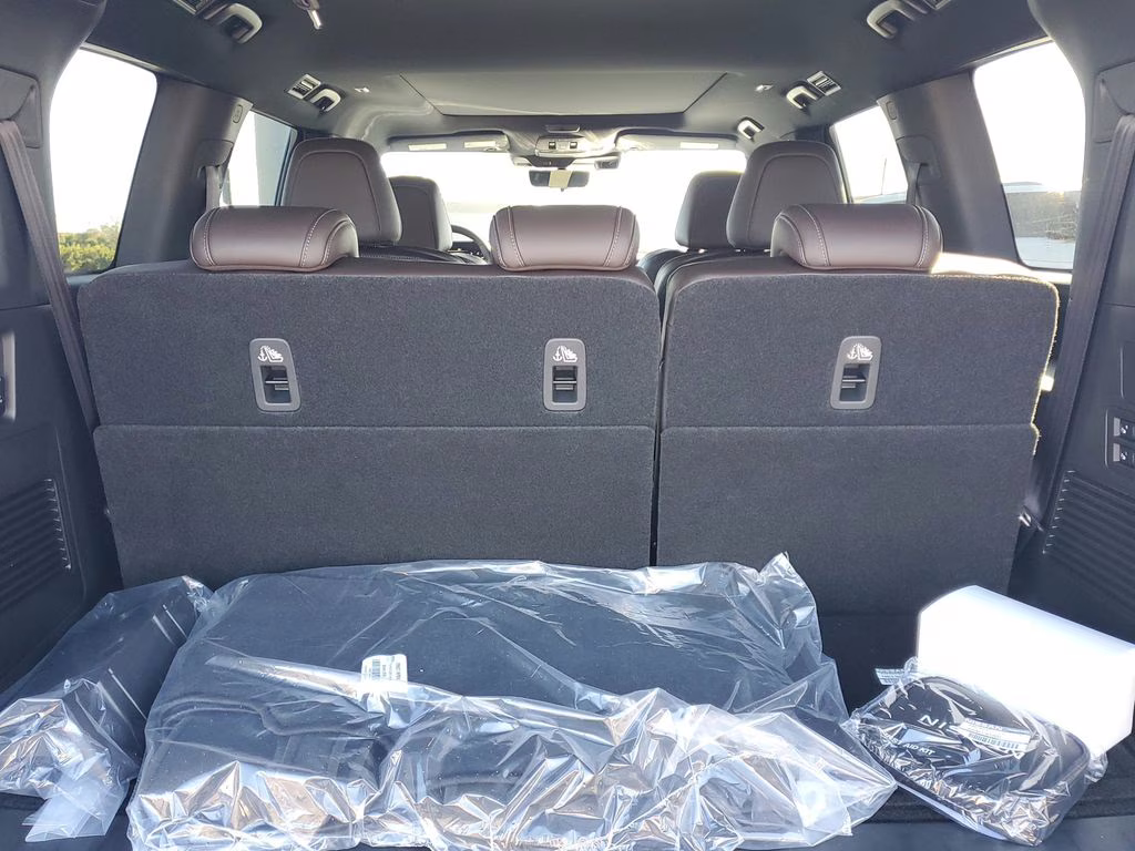 2026 Alpine Metallic Nissan Armada Platinum 4X4 SUV