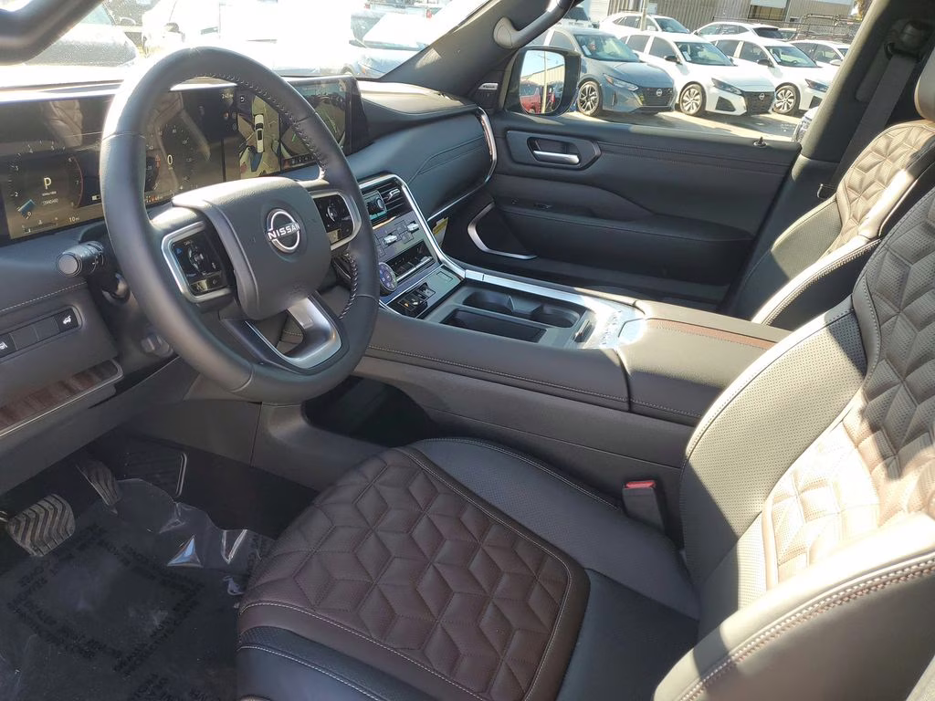 2026 Alpine Metallic/Super Blk Nissan Armada Platinum 4X4 SUV