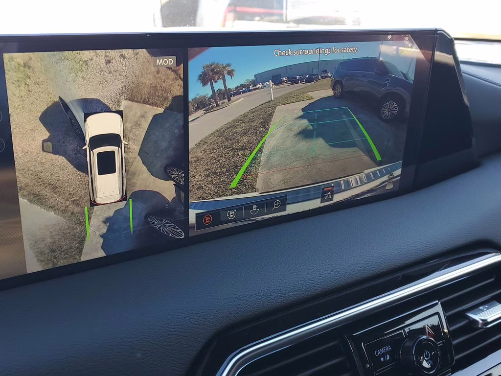 2026 Aspen White Tricoat Nissan Armada Platinum 4X4 SUV