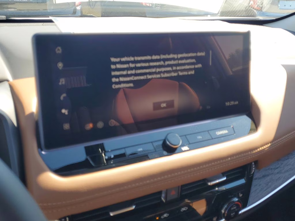 2026 Everest White Pearl Tricoat Nissan Rogue Platinum AWD SUV