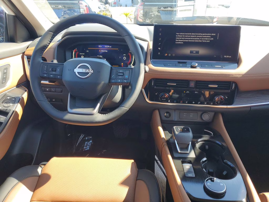 2026 Everest White Pearl Tricoat Nissan Rogue Platinum AWD SUV