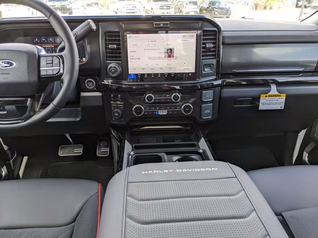 2026 Avalanche Ford Super Duty F-250 SRW Lariat 4X4 Truck