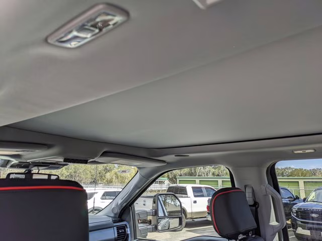 2026 Avalanche Ford Super Duty F-250 SRW Lariat 4X4 Truck