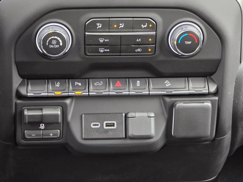 2026 Summit White Chevrolet Silverado 2500HD Custom 4X4 Truck