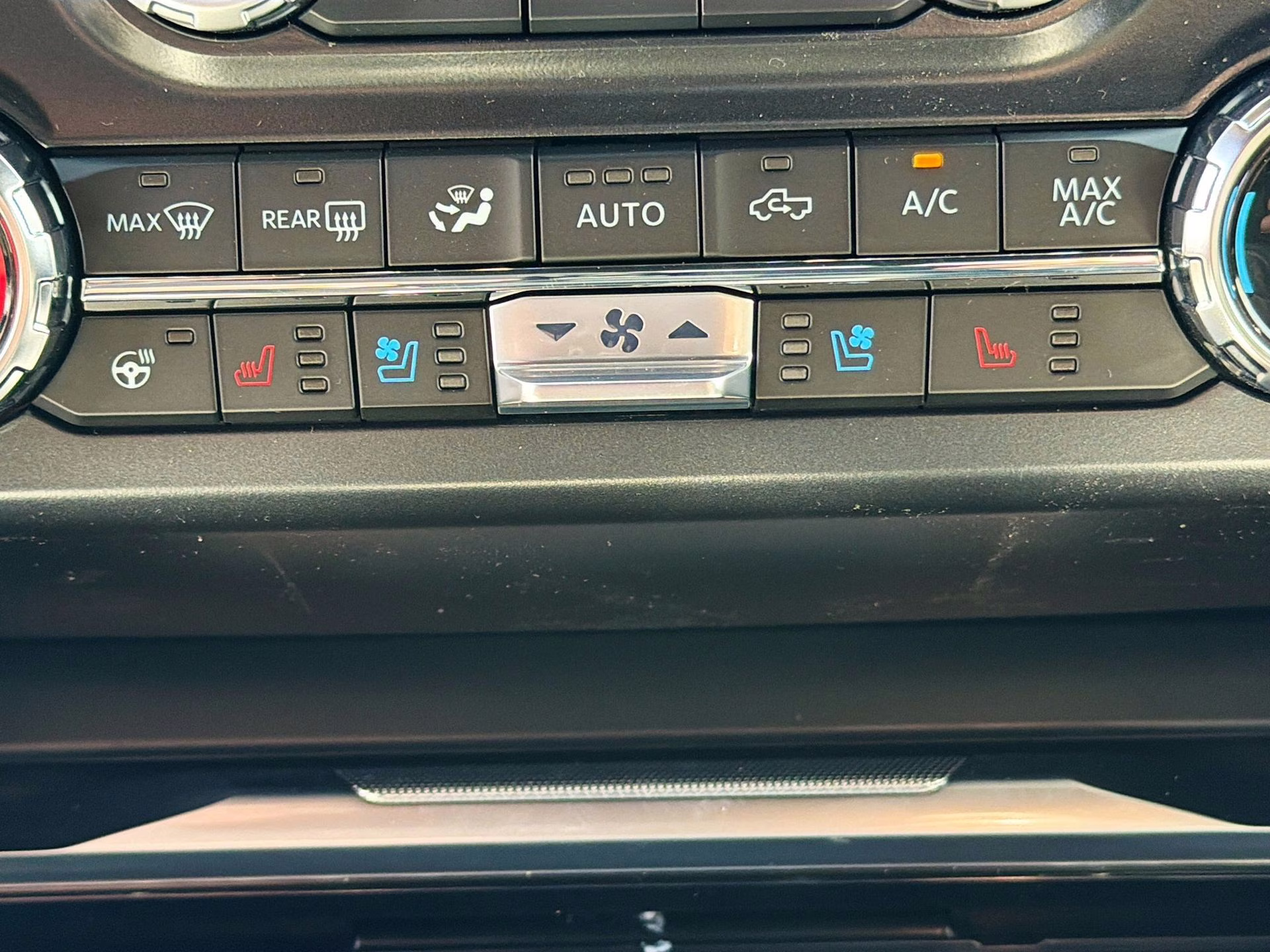 2026 Avalanche Ford Super Duty F-250 SRW Platinum 4X4 Truck